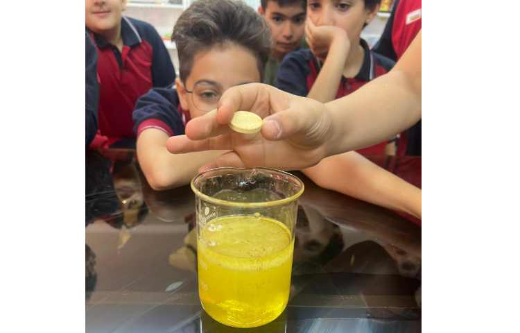 آزمایش های فصل اول علوم 4