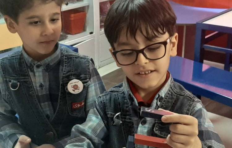 :آزمایش کتاب کار علوم (فصل آهن ربا) 1