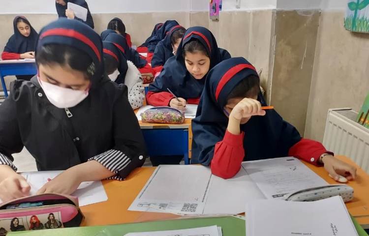 آزمون آزمایشی مداد رنگی_ کانگورو 1