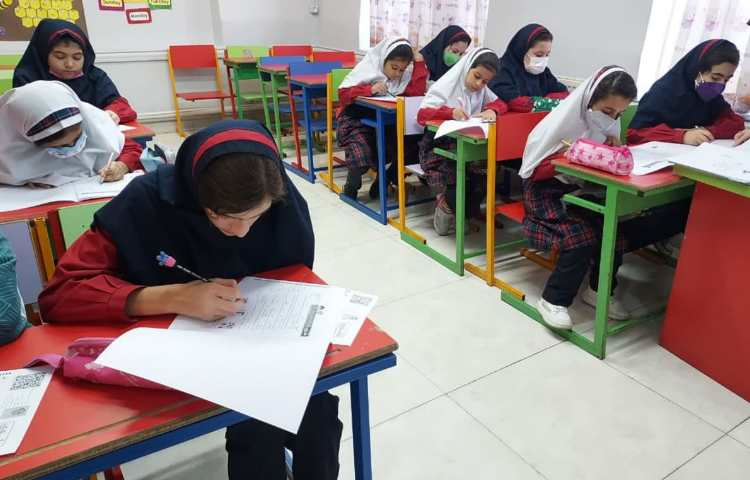 آزمون آزمایشی مداد رنگی_ کانگورو 4