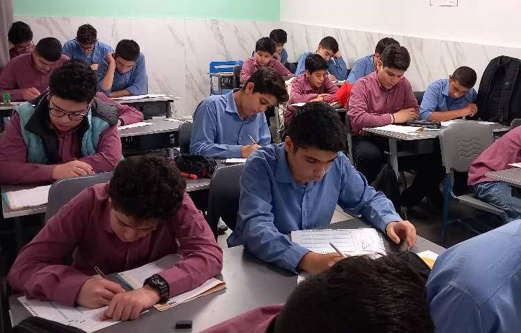 / آزمون آزمایشی پیشرفت 2