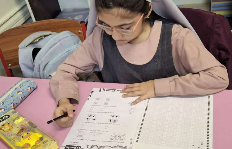 آزمون مداد رنگی 1 4