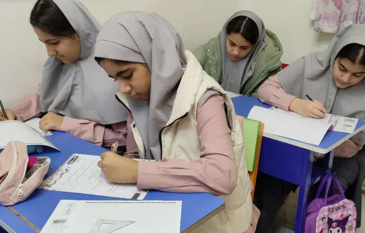 آزمون مداد رنگی 1