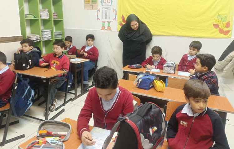 آزمون مداد قرمز 1 4