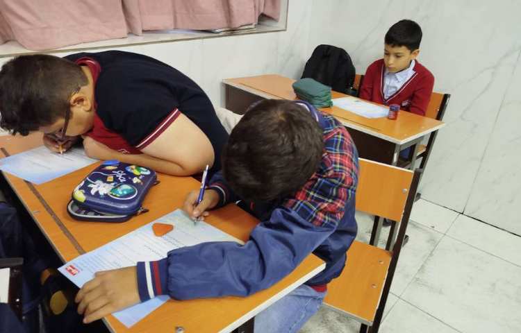 آزمون مداد قرمز 1 4