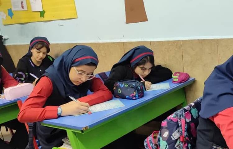 آزمون مداد قرمز 2 3