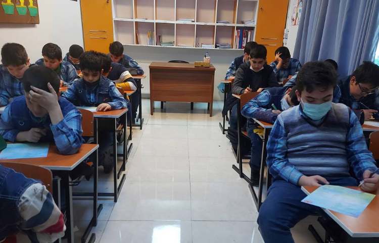 آزمون مداد قرمز 2 4