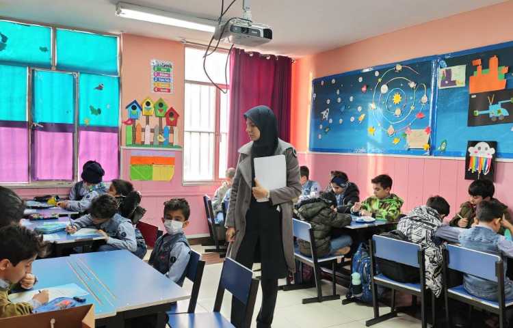 آزمون مداد قرمز 3 فارسی 4