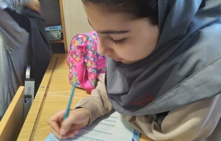 آزمون مداد قرمز 3