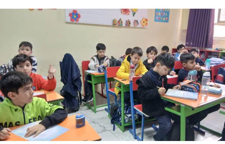 آزمون مداد قرمز