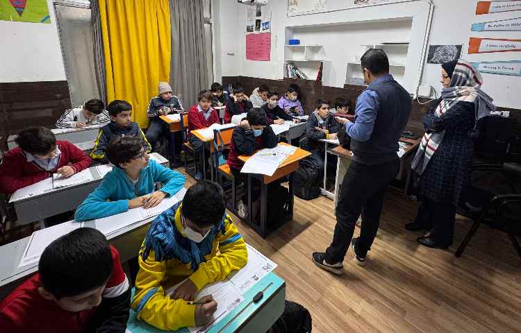 آزمون مداد قرمز