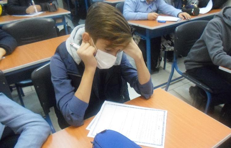 آزمون همگام شیمی 4