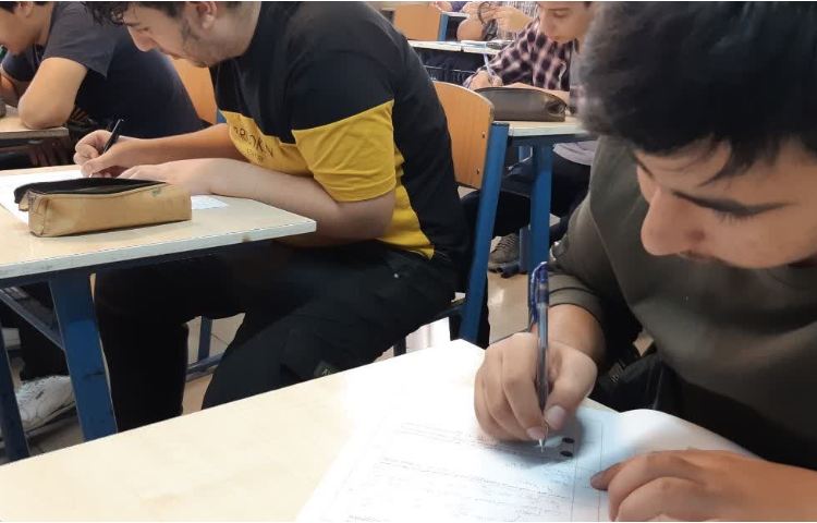 آزمون همگام فیزیک 2