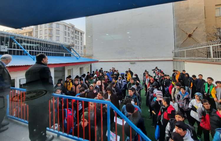 آزمون همگانی پا به پا