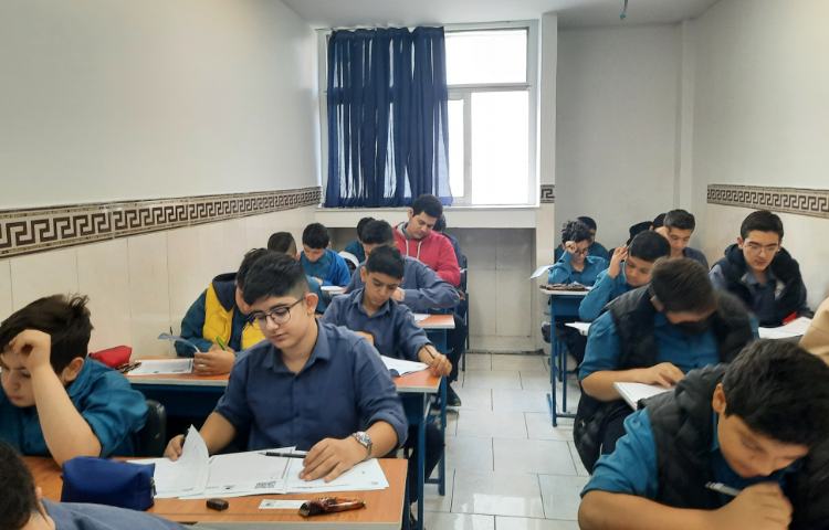 آزمون پا به پا تمامی پایه ها