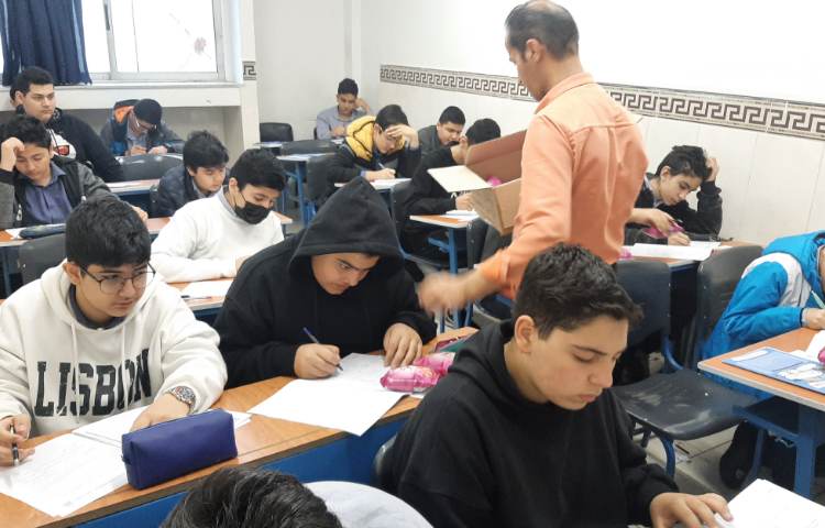 آزمون پا به پا شماره 2 3