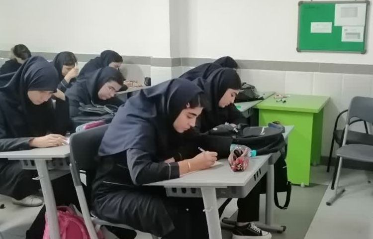 (آزمون کتبی سطح بندی زبان ترمیک پایه دهم) 2