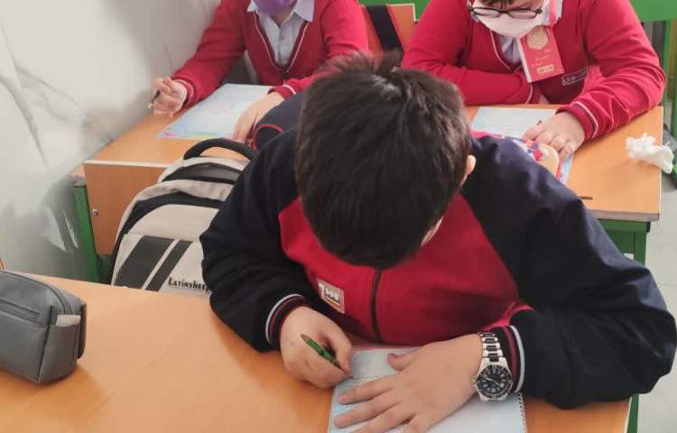 آزمون کتبی هدیه ها مدادقرمز (1) 3