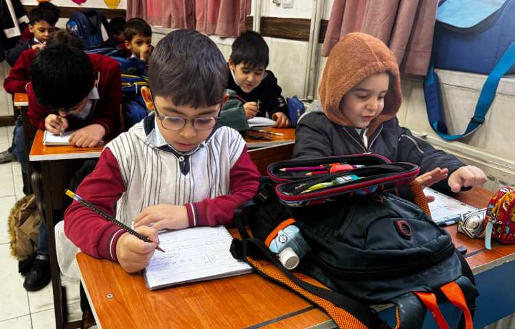 آزمون کلاسی در دفتر مشق 2