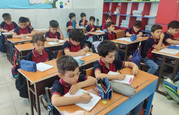 آزمون کلاسی (ریاضی،فارسی) در کلاس برگزار شد.