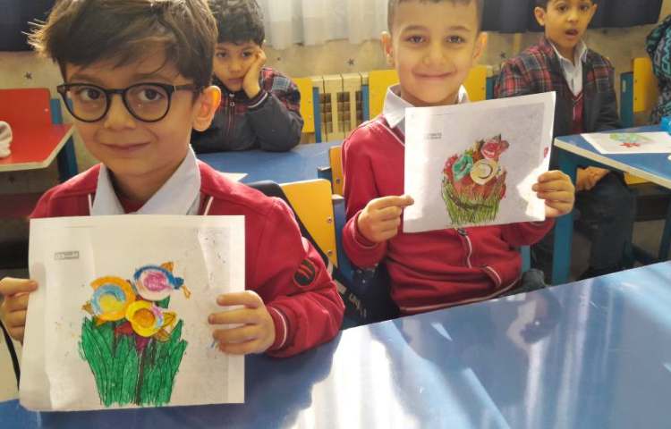 آسمانه و شعر کار دستی گل نرگس 3