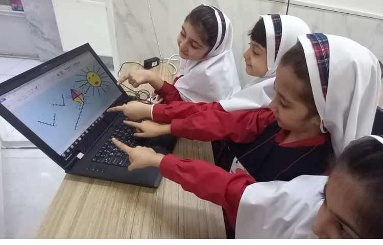 آسمانی با بادبادک در رایانه 7