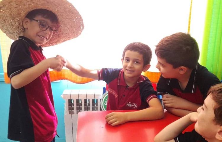 آشنایی با اتیکت و رفتارهای درست و نادرست 2