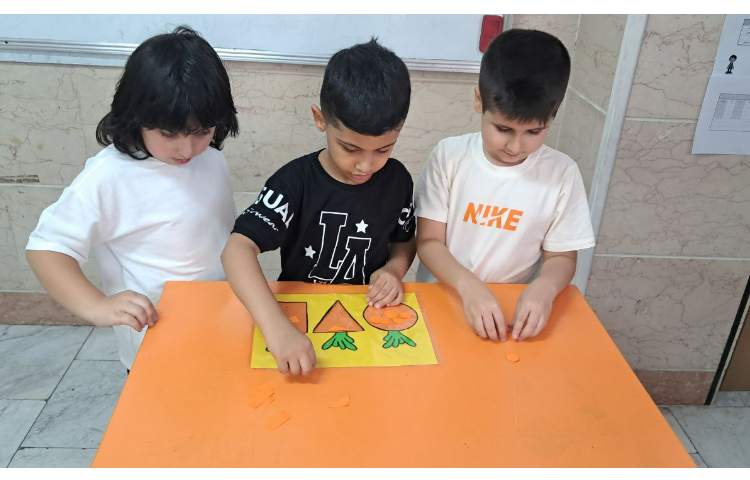 آشنایی با اشکال هندسی با بازی 3