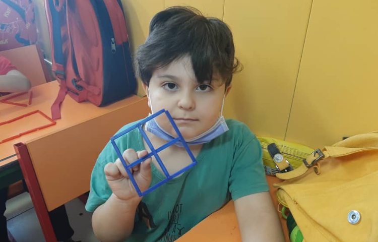 :آشنایی با اشکال هندسی، با کاردستی و بازی با چوب خط، کلاس توت فرنگی 6