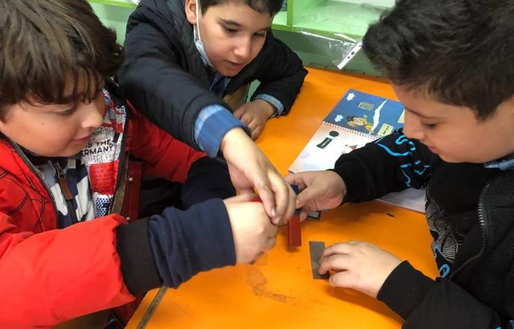 آشنایی با انواع آهن ربا ها 11