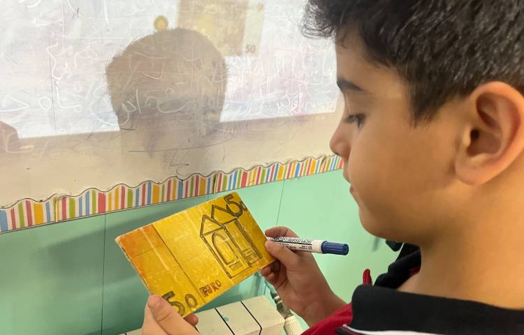 آشنایی با انواع ارز و واحد پول کشورها 7