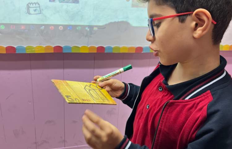 آشنایی با انواع ارز و واحد پول کشورها