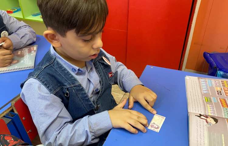 آشنایی با انواع اسکناس های رایج ایرانی 3