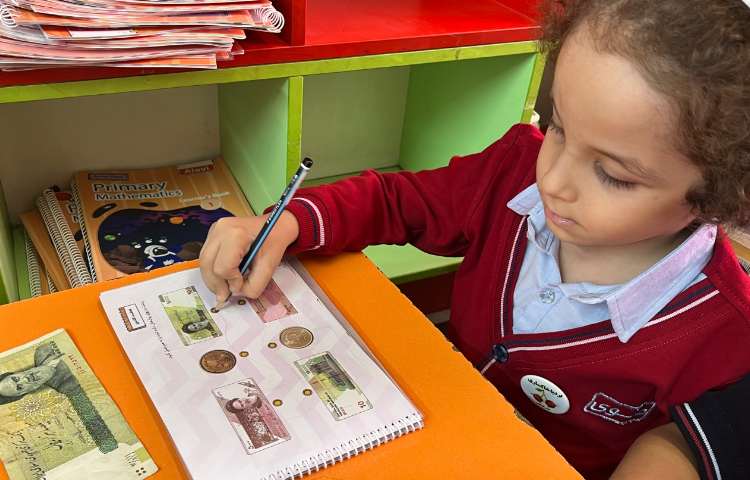 آشنایی با انواع اسکناس و سکه و شناخت ارزش آنها 3