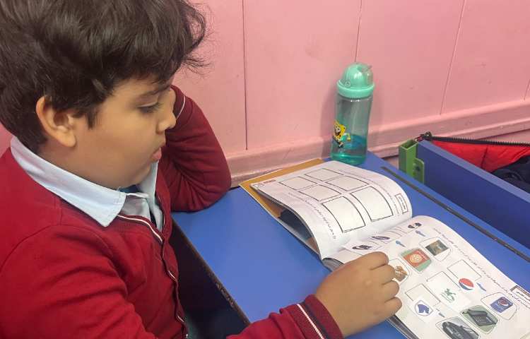 آشنایی با انواع لوگوها و ویژگی های آن ها 2