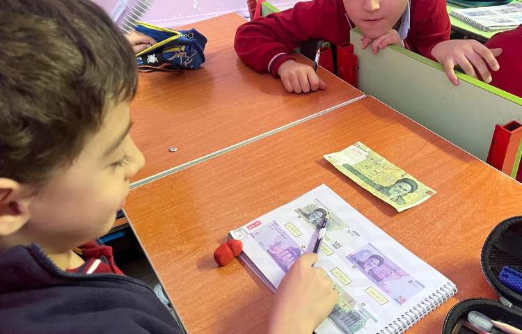 آشنایی با انواع پول های ایرانی و بررسی تفاوت های آن ها