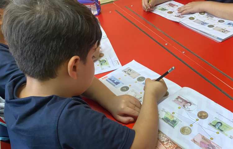 آشنایی با انواع پول های ایرانی و بررسی ویژگی های هریک از آن ها 2