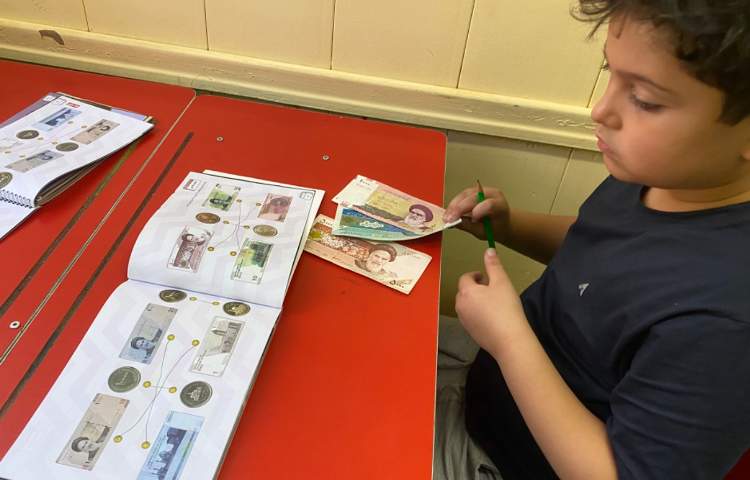 آشنایی با انواع پول های ایرانی و بررسی ویژگی های هریک از آن ها 3