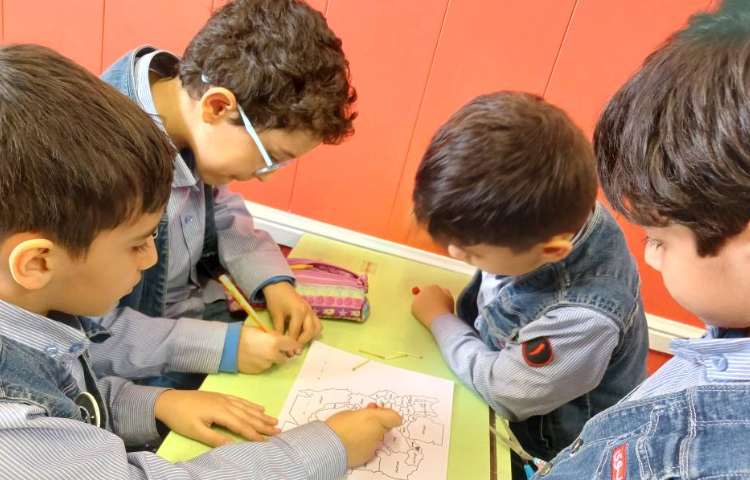 آشنایی با بناهای تاریخی ایران زیبا با تکمیل پازل