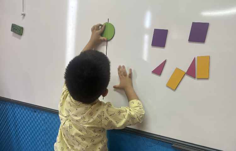 آشنایی با تقارن 4