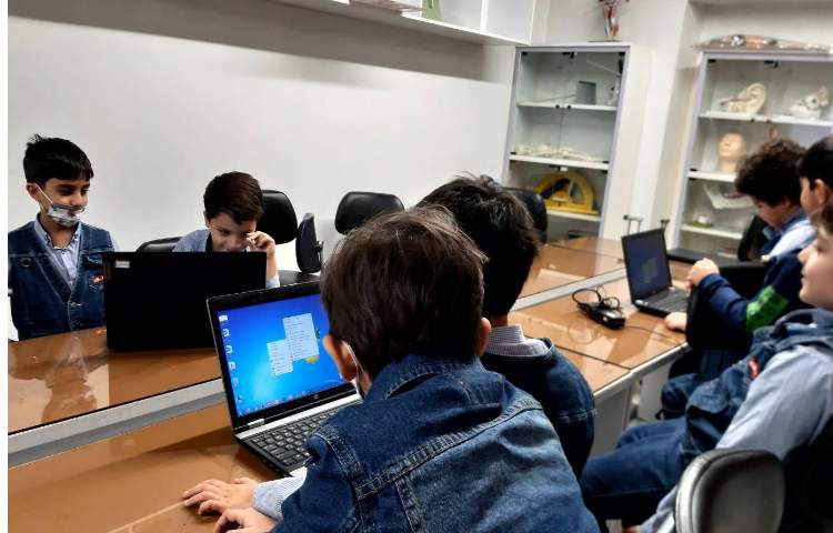 آشنایی با حافظه و درایو و تمرین ورد 2