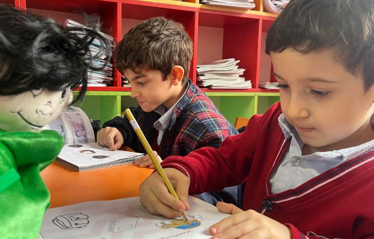 آشنایی با خدمات بانک ها 1