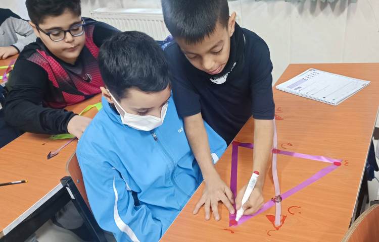 آشنایی با خط‌راست، پاره‌خط و نیم‌خط 3