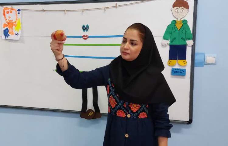 آشنایی با خط زمینه و طرز صحیح دست گرفتن مداد 11