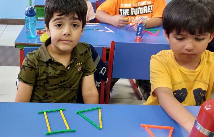 آشنایی با خط زمینه و طرز صحیح دست گرفتن مداد 5