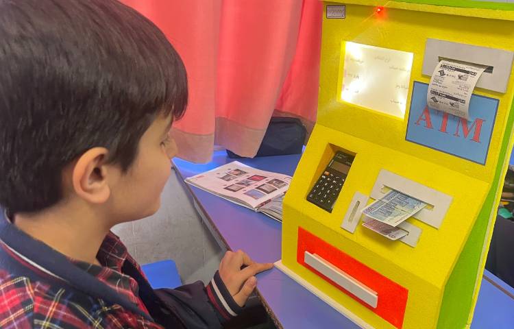 آشنایی با دستگاه خودپرداز و بررسی خدمات آن 1