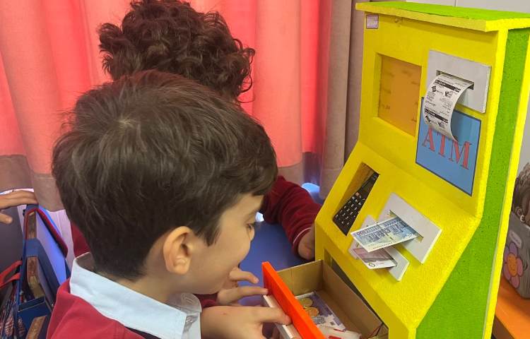 آشنایی با دستگاه خودپرداز و بررسی خدمات آن 2