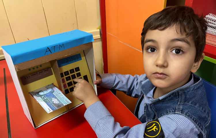 آشنایی با دستگاه خودپرداز و ساخت دست سازه 12