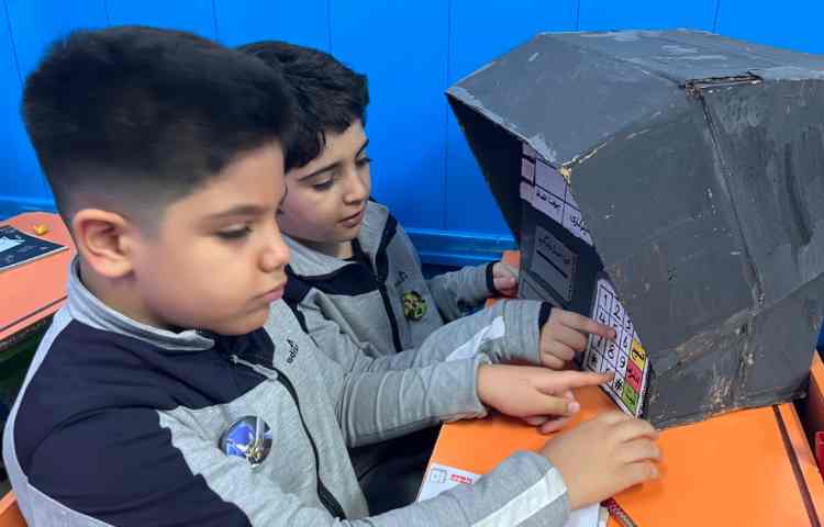 آشنایی با دستگاه خودپرداز و شناخت خدمات آن 1