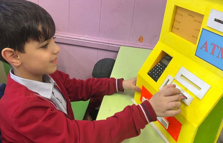 آشنایی با دستگاه خودپرداز 4